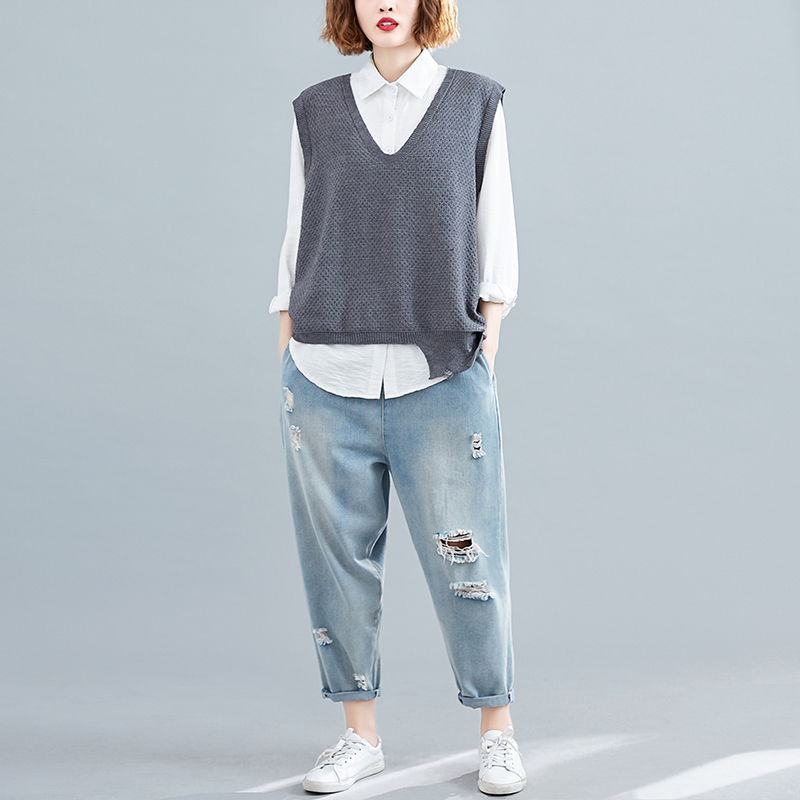 Women Sweater Vest 2020 Spring Summer Large Size Loose Sleeveless Knitted Vest Solid Color V-neck Casual Women Tops, Black
Women Sweater Vest 2020 Spring Summer Large Size Loose Sleeveless Knitted Vest Solid Color V-neck Casual Women Tops, Black