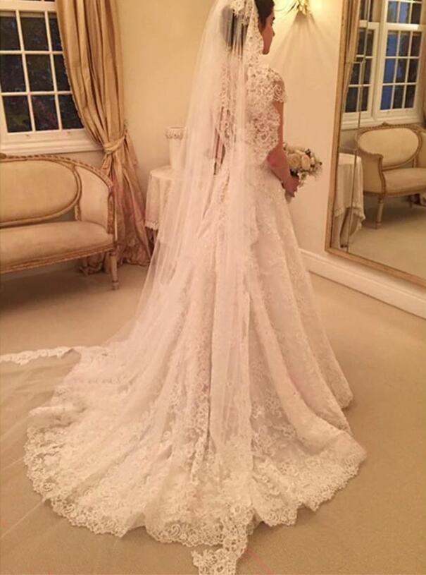 Delicate Scoop Short Sleeves Long Lace Wedding Dress 2020 modern cap sleeve applique illusion back sweep train garden bride gown
