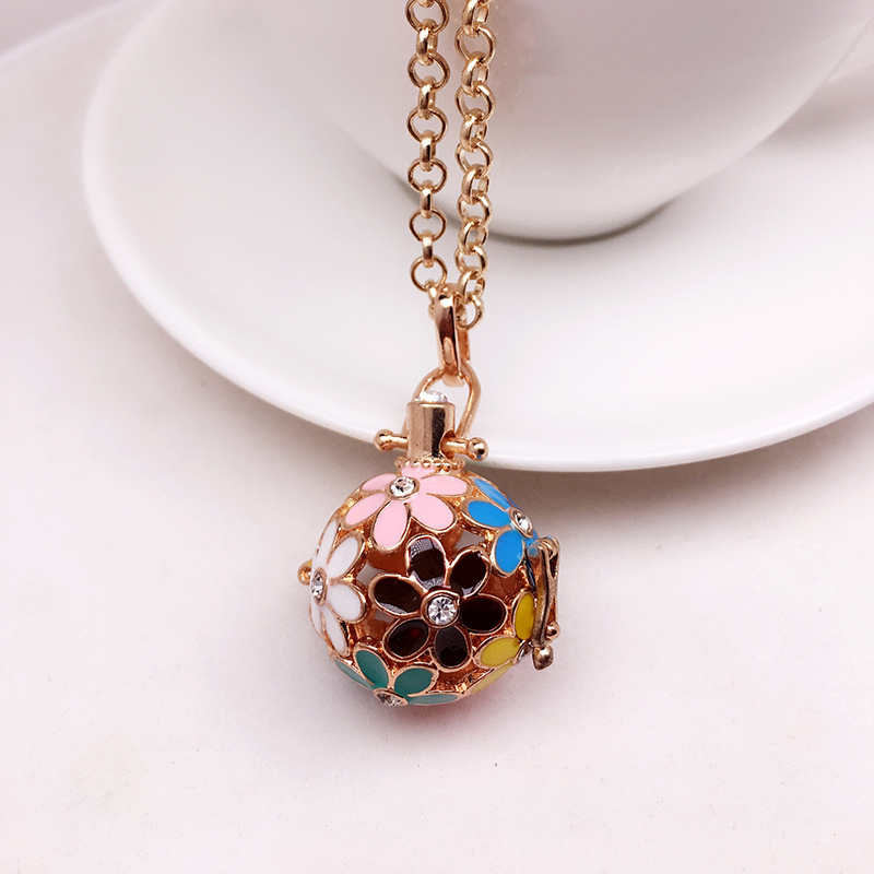 luxury designer jewelry necklace gold plated Aromatherapy Essential Oil Diffuser ball iced out chains pendant necklaces jewelry NE1128-1, Silver
luxury designer jewelry necklace gold plated Aromatherapy Essential Oil Diffuser ball iced out chains pendant necklaces jewelry NE1128-1, Silver