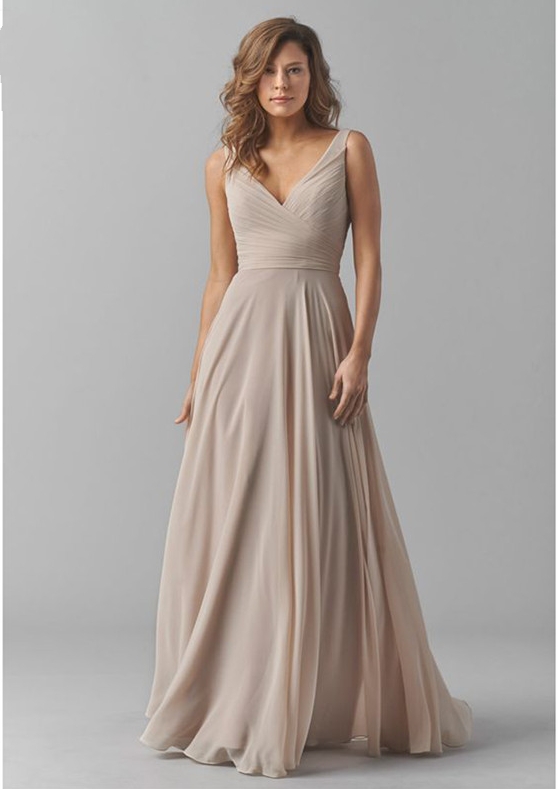 2025 Vintage A-line Floor Length Bridesmaid Dresses V-Neck Wedding Party Dress Pleat Chiffon Sleeveless