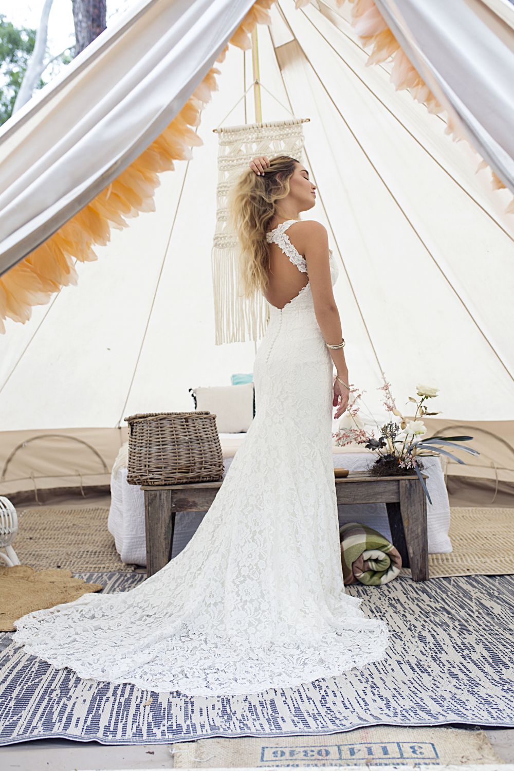 2019 Mermaid Wedding Dresses Jewel Neck Lace Appliqued Sweep Train Country Wedding Dress Custom Made Plus Size Vestidos De Novia