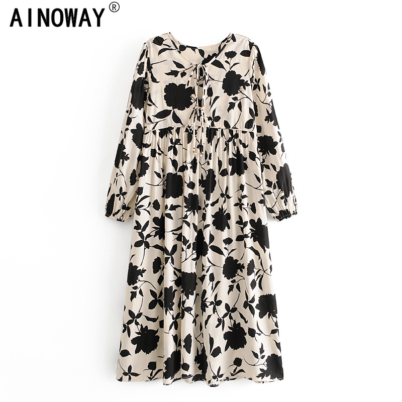 Vintage Chic women flare sleeve purple Floral print beach Bohemian v-neck Maxi dress Ladies rayon Summer Boho dress, As picture
Vintage Chic women flare sleeve purple Floral print beach Bohemian v-neck Maxi dress Ladies rayon Summer Boho dress, As picture