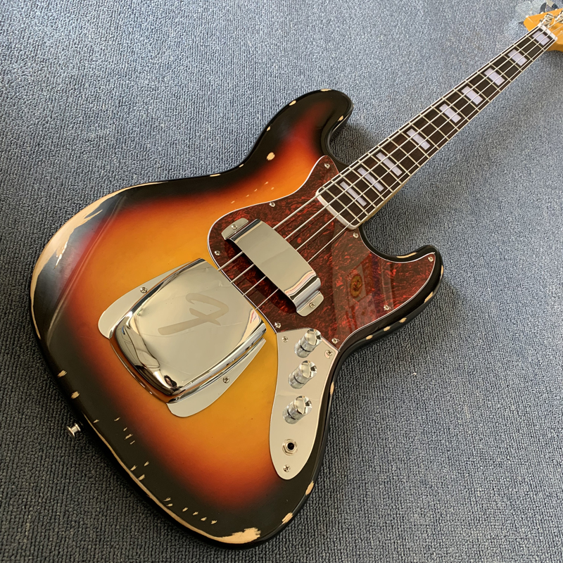 Factory customized 4-string class bass, excellent semi-gloss finishing, rosewood fingerboard square inlay, chrome-plated hardware, c 190308
Factory customized 4-string class bass, excellent semi-gloss finishing, rosewood fingerboard square inlay, chrome-plated hardware, c 190308