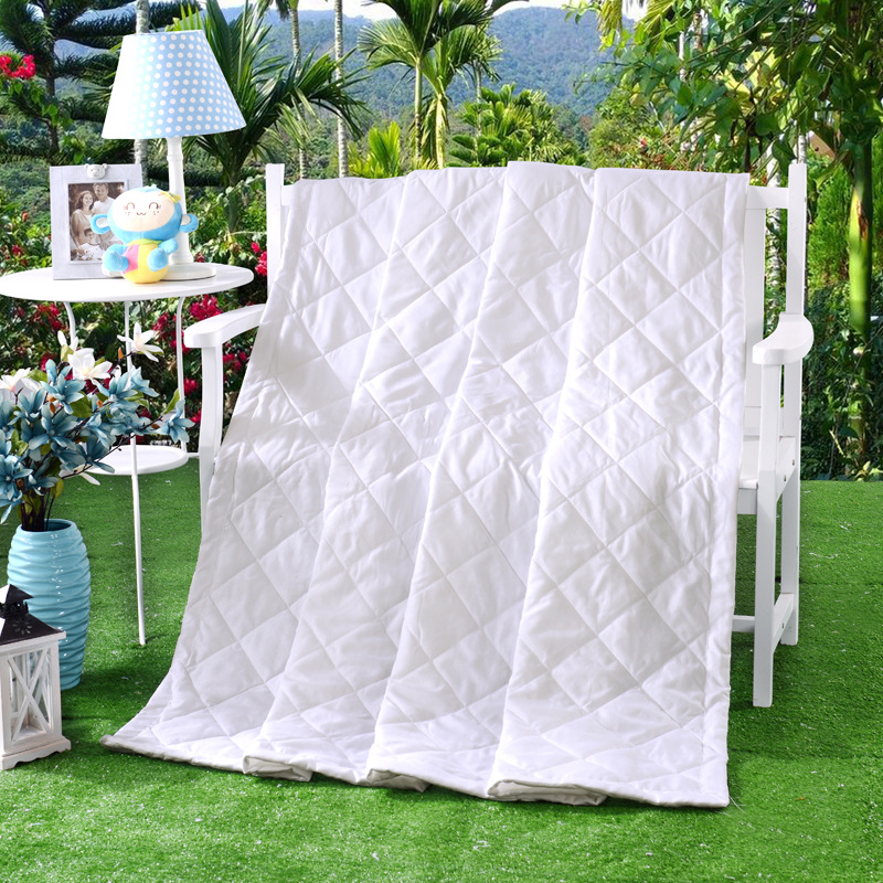 floral style summer comforter 150*200cm/180*200cm/200*230cm quilted Quilt thin bedding Blanket/ Plaids, Pink
floral style summer comforter 150*200cm/180*200cm/200*230cm quilted Quilt thin bedding Blanket/ Plaids, Pink