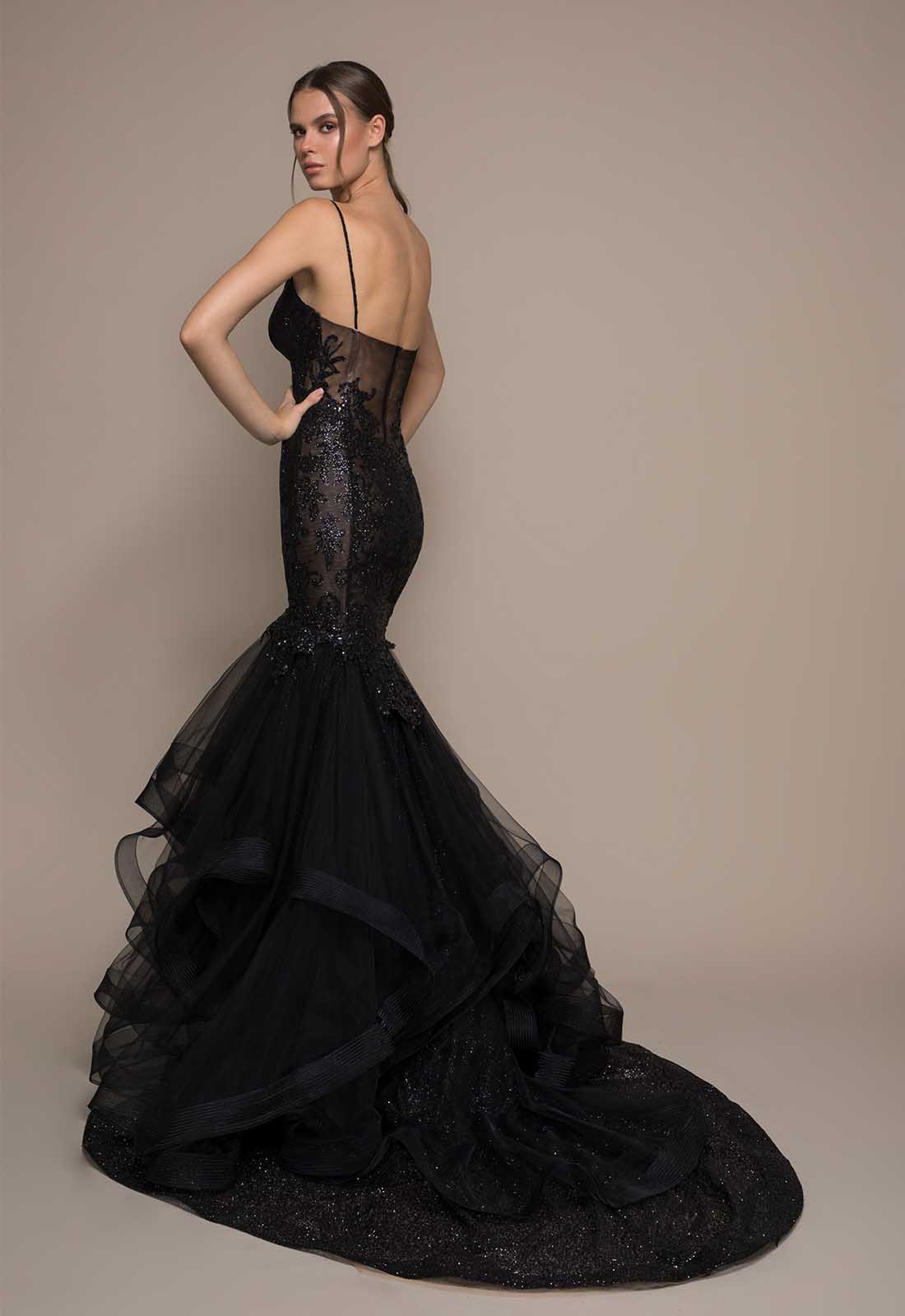 2020 Spaghetti Straps Evening Dresses Illusion Lace Sweetheart Ruffle Mermaid Prom Gowns with Sequins Black Pageant Dress