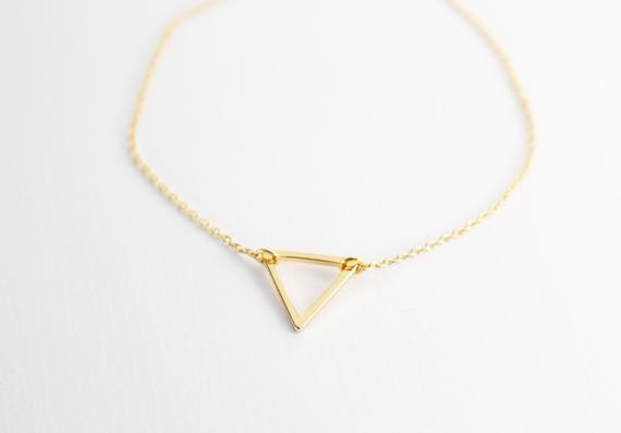 Tiny Open Triangle Bracelets Chevron Triangle Outline Bracelet Simple Hollow Line Geometric V Bracelets for Women