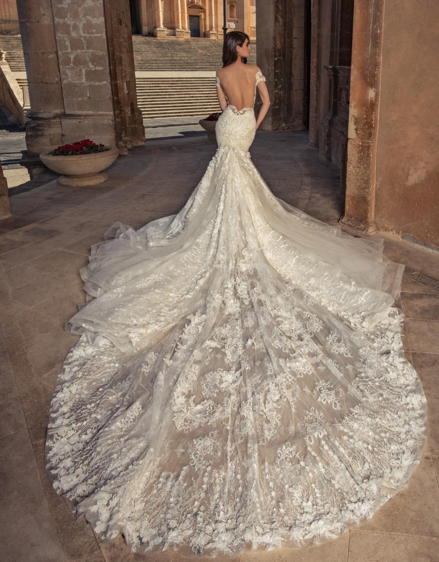 Lace Gorgeous Mermaid Backless Wedding Dresses Sheer Sweetheart Neck Beaded Bridal Gowns Cathedral Train Trumpet Robe De Marie