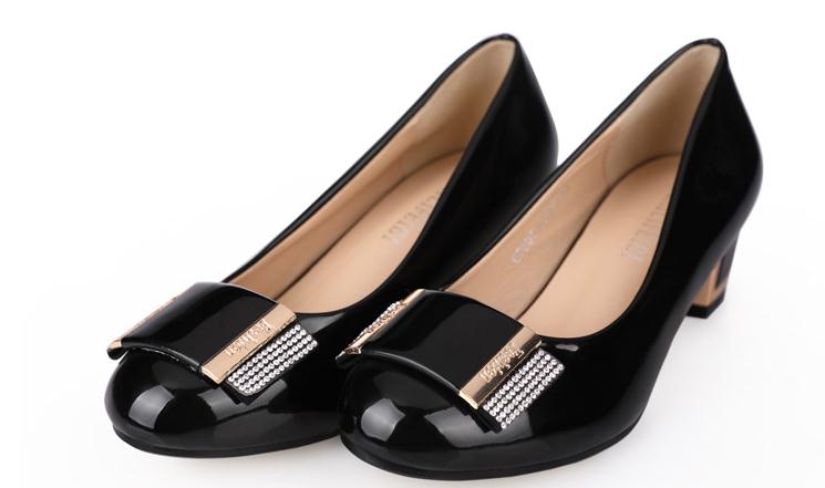 2019 Women's shoes in Spring and Autumn with New style Middle heel Coarse heel round head @8999, Black
2019 Women's shoes in Spring and Autumn with New style Middle heel Coarse heel round head @8999, Black