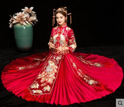 Red Peacock Pleated Xiuhe Dress Oriental Wedding Clothing Bride's Wedding toast dress Traditional Cheongsam For Oversea Chinese