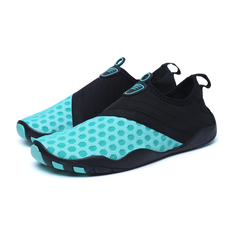 Women Aqua Shoes Men Beach Sneakers Light Weight Non Slip Quickly Drying Couple Water Shoe Surfing Slipper Footwear 2020 Summer
Women Aqua Shoes Men Beach Sneakers Light Weight Non Slip Quickly Drying Couple Water Shoe Surfing Slipper Footwear 2020 Summer