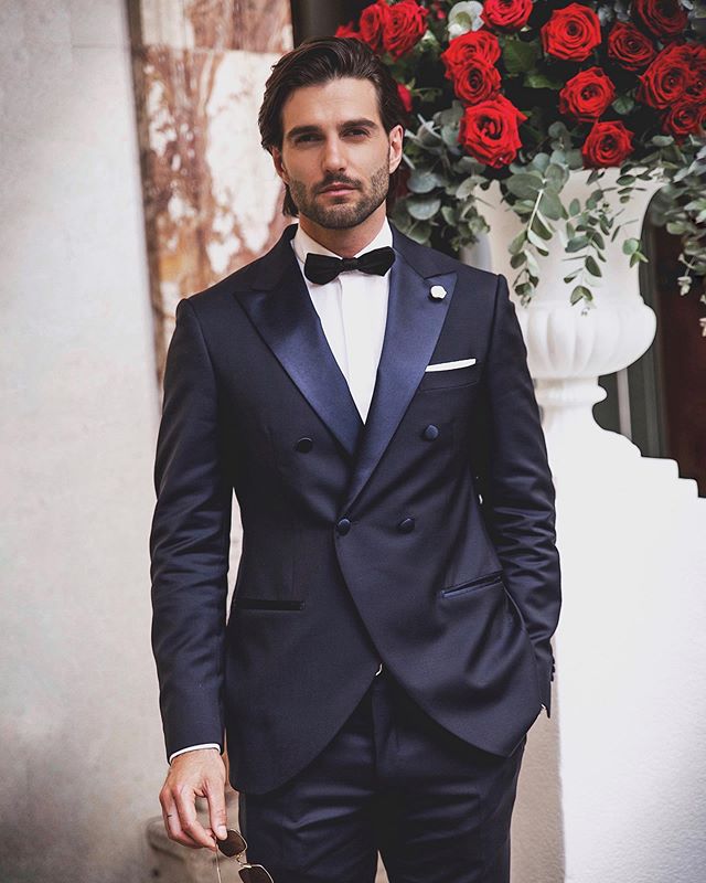 Handsome Groom Wedding Tuxedos Peaked Lapel Slim Fit Double Breasted Groomsmen Wear Formal Party Prom Men Suit Blazer(Jacket+Pants)