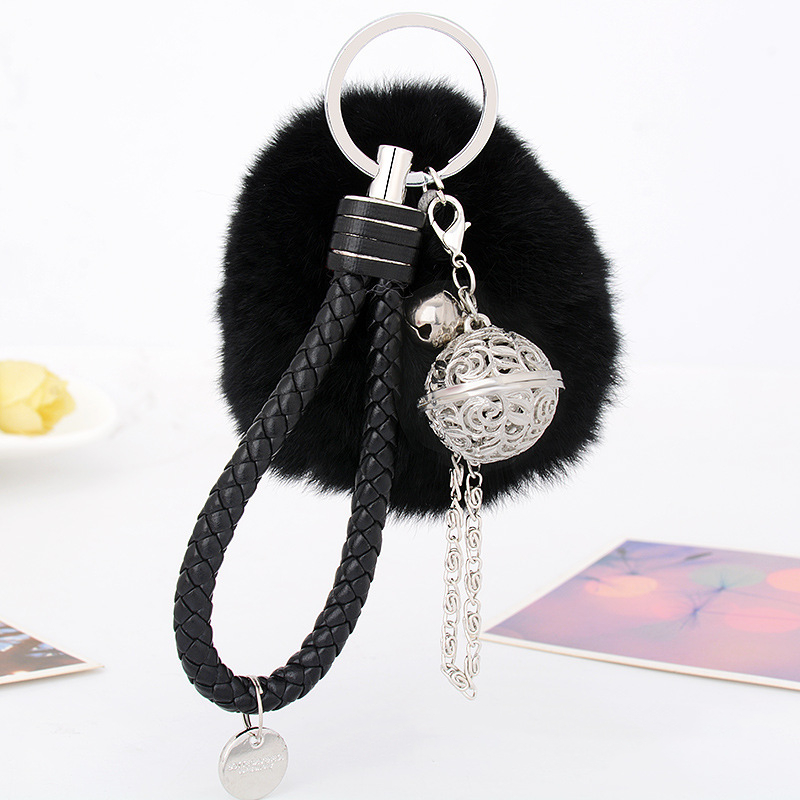 Bell Design Key Chains Fur Ball Key Ring Keychain for Car Keys Girls Women Lady Fashion Bag Charms Jewelry Accessories Trinket Keyrings Gift