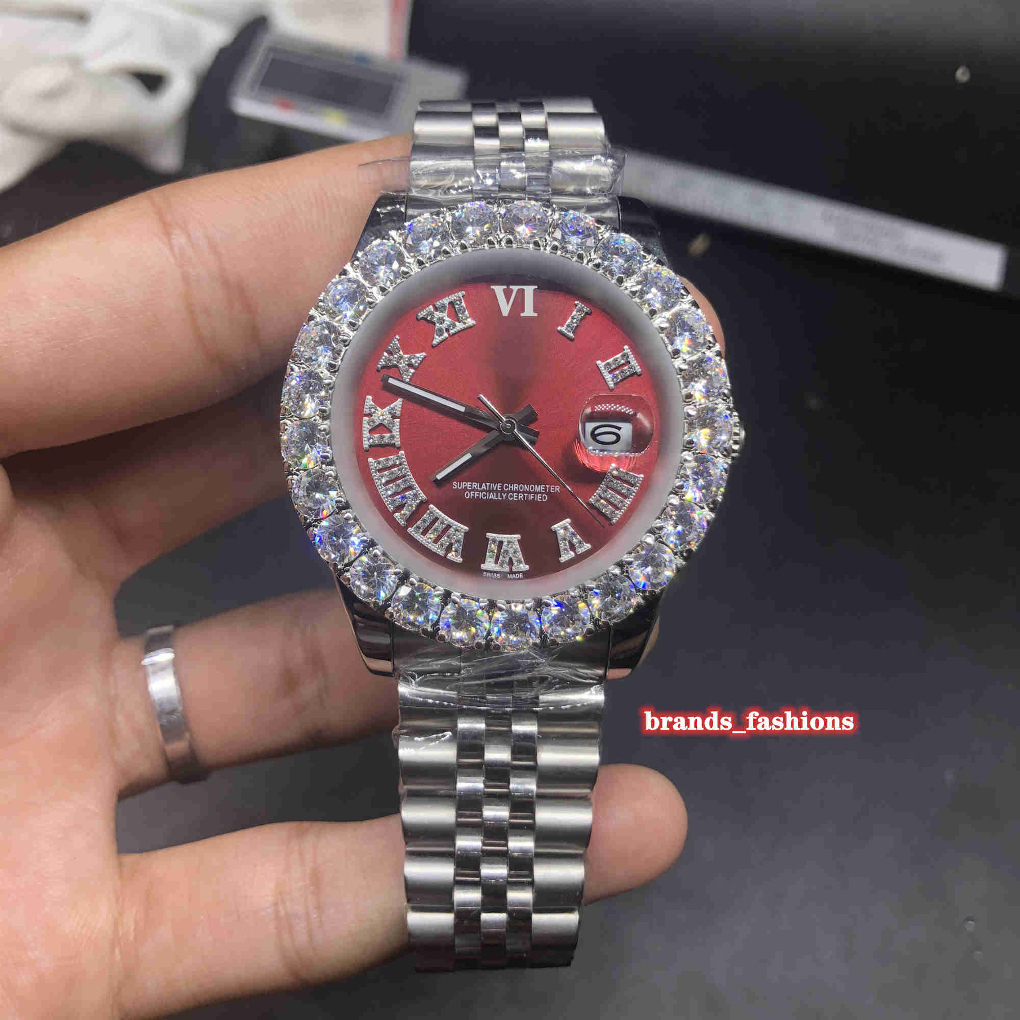Prong Set Diamond Wristwatch Men's Hot Selling Watch Silver Stainless Steel Case Strap Watch Automatic Mechanical Sports Watch, Black face
Prong Set Diamond Wristwatch Men's Hot Selling Watch Silver Stainless Steel Case Strap Watch Automatic Mechanical Sports Watch, Black face