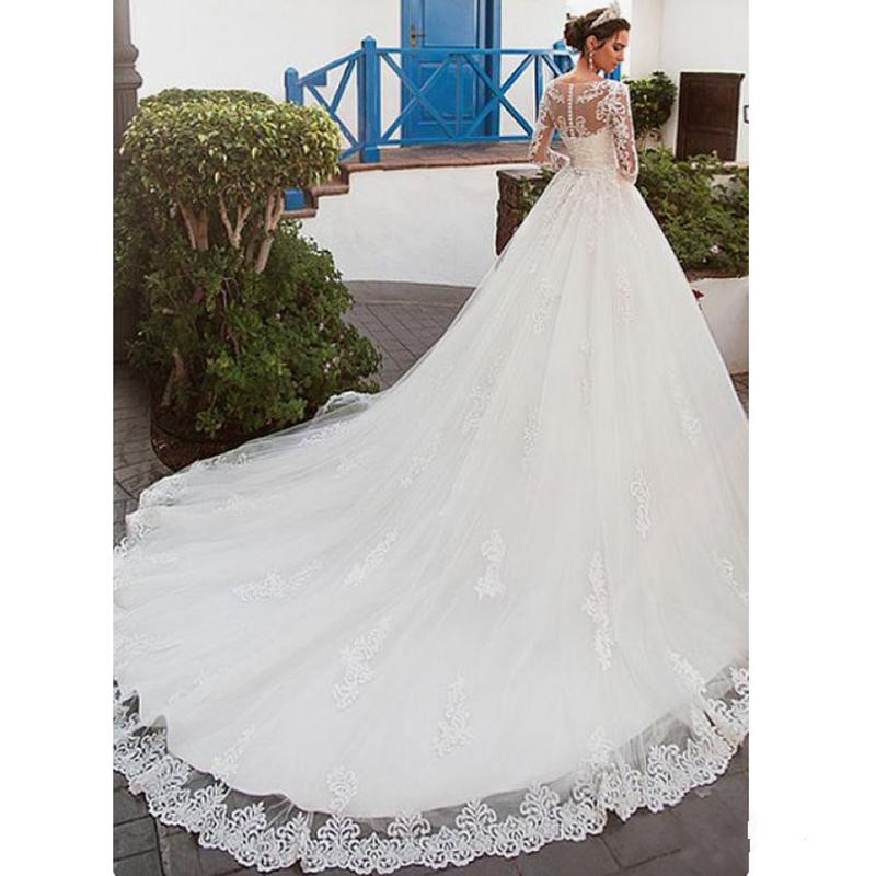 2019 Gorgeous Lace Ball Gown Wedding Dress Tulle Bateau Neckline Appliques Long Sleeve Tulle Bridal Gown Custom Made