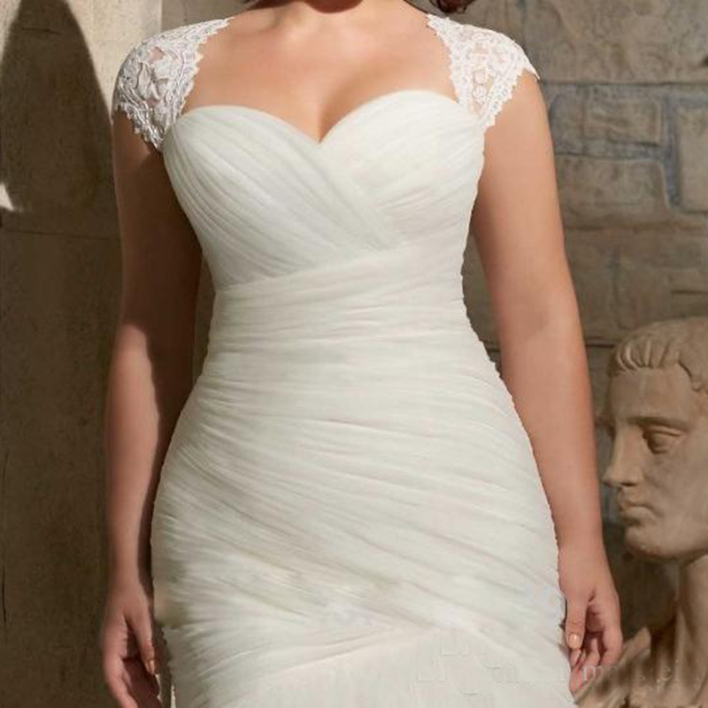 Vintage Plus Size Mermaid Wedding Dresses Lace Applique Pleats Cheap Bridal Gowns Sweep Train Cap Sleeve Wedding Dresses