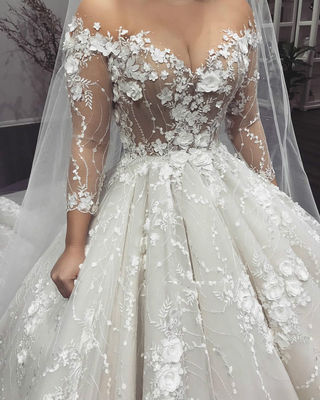 Modest Country Dresses Nude Jewel Neck Off The Shoulder Long Sleeve Lace Wedding Dress Sweep Train Custom Made Bridal Gowns