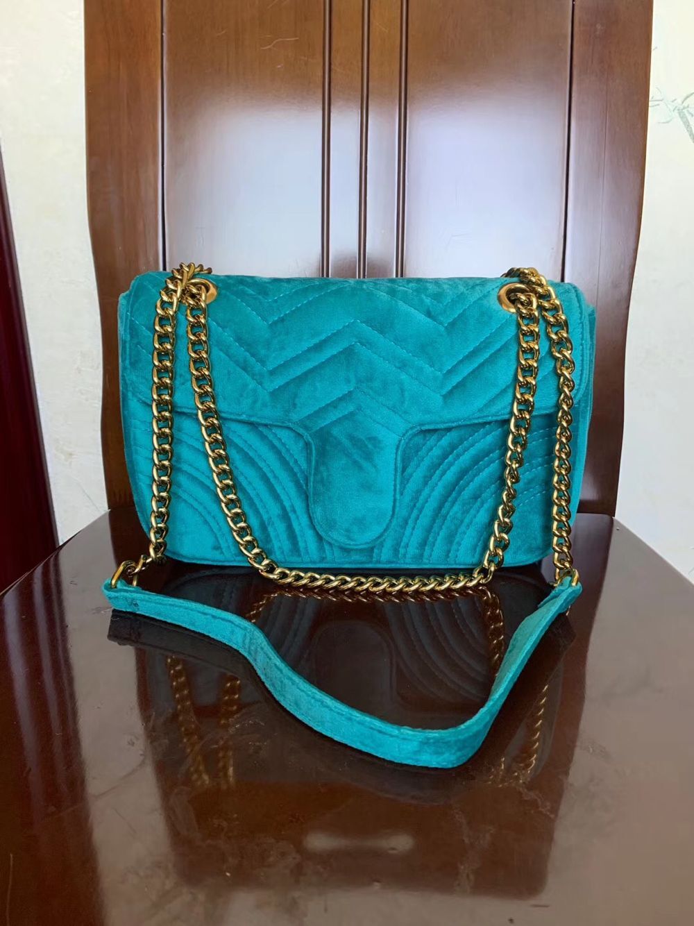 Hot Sale Fashion Women Shoulder Bags Classic Gold Chain 26cm Velvet Bag Heart Style Women Bag Handbag Tote Bags Messenger Handbags #6581, Customize
Hot Sale Fashion Women Shoulder Bags Classic Gold Chain 26cm Velvet Bag Heart Style Women Bag Handbag Tote Bags Messenger Handbags #6581, Customize
