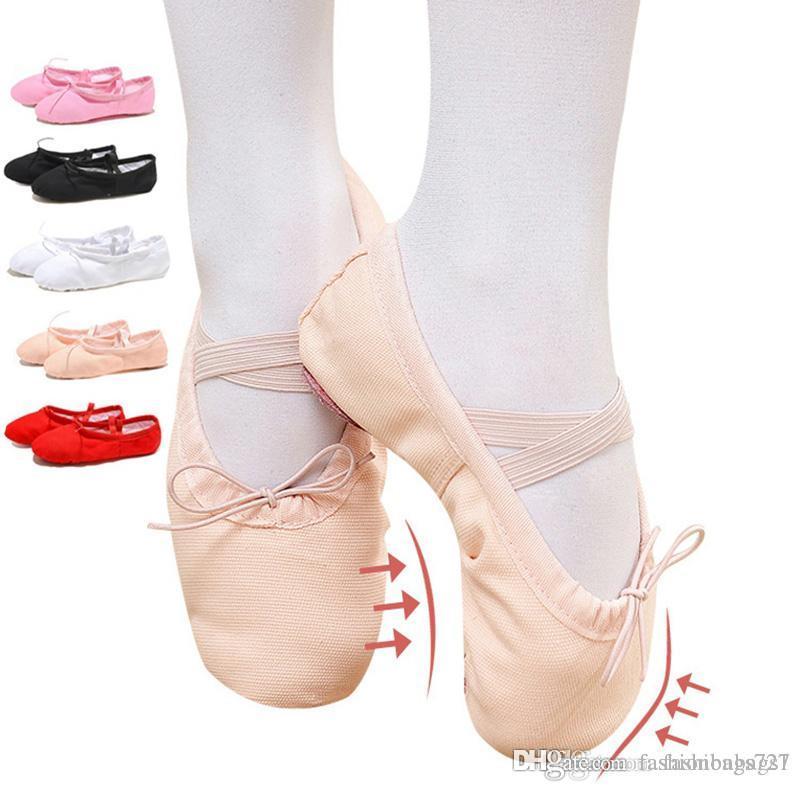 2pcs set Dance Shoes Dancing Child Gril Danse Soft Bottom Women Trainers Classical Cat Claw Soft Ballet Shoes Training Lady Designer Shoes, Black
2pcs set Dance Shoes Dancing Child Gril Danse Soft Bottom Women Trainers Classical Cat Claw Soft Ballet Shoes Training Lady Designer Shoes, Black