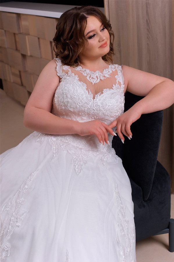plus size bohemian wedding dresses v neck appliqued sleeveless beach bridal gown ruffle sweep train custom made abiti da sposa