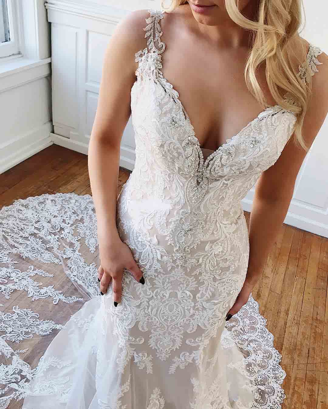 Elegant Mermaid Lace Backless Wedding Dresses Sheer Plunging Neck Beaded Bridal Gowns Court Train Plus Size Pearls Boho Vestido De Novia