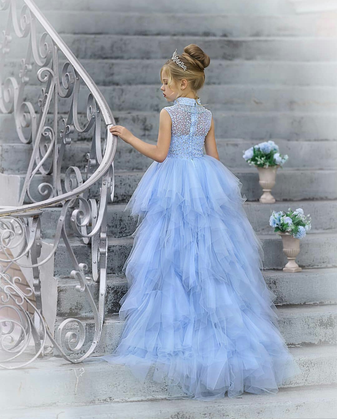hilo blue flower girl dresses highneck applique beaded sequins sleeveless girl pageant gown ruffle tulle tiered skirts birthday gown cheap