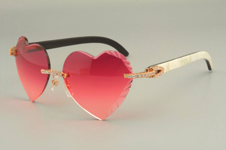 2019 best-selling heart-shaped carved sunglasses fashion high-end diamond series natural mixed horn arm sunglasses 8300686-A size: 58-18-140
2019 best-selling heart-shaped carved sunglasses fashion high-end diamond series natural mixed horn arm sunglasses 8300686-A size: 58-18-140