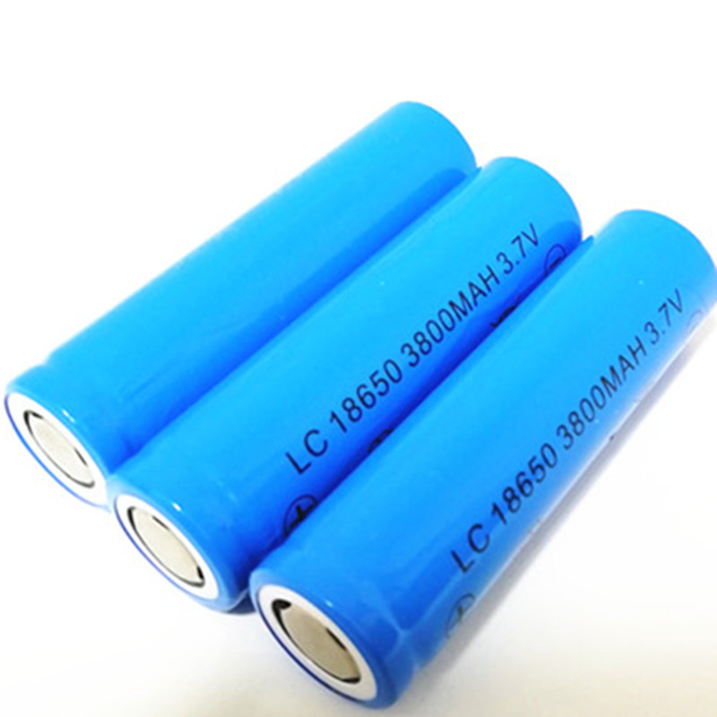 High quality LC 18650 3800mAh Blue 3.7 V lithium battery can be used in LED flashlight digital camera and so on
High quality LC 18650 3800mAh Blue 3.7 V lithium battery can be used in LED flashlight digital camera and so on