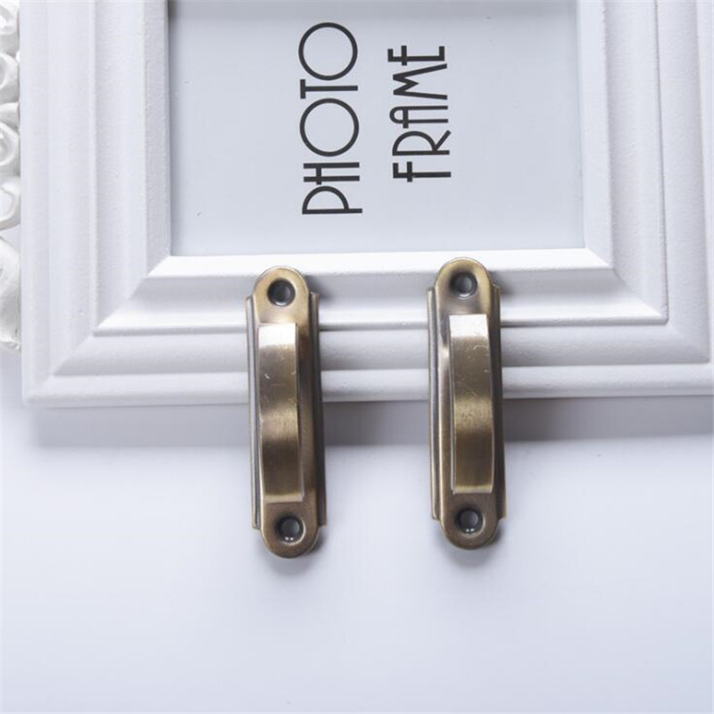 Vintage Brass Color Curtain Hook Household Wall Hook Curtain Decoration Accessories Window Aluminum Small Wall High Quality
Vintage Brass Color Curtain Hook Household Wall Hook Curtain Decoration Accessories Window Aluminum Small Wall High Quality