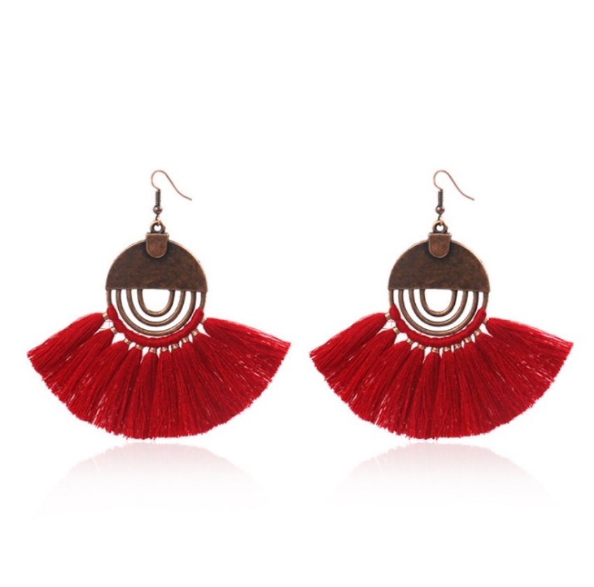 Ladies tassel earrings fan shaped girl bohemian pendant vintage tassel