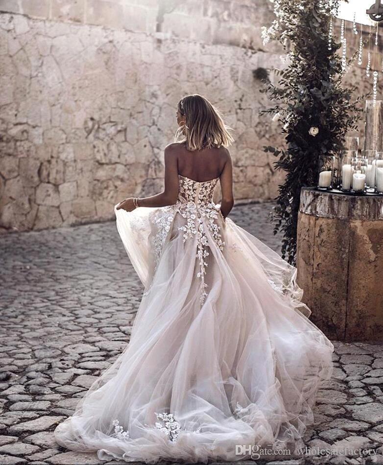 Bohemian Lace Beach A Line Wedding Dresses Sweetheart Tulle Lace Applique Sweep Train Wedding Dress Bridal Gowns Vestidos De Novia Boho