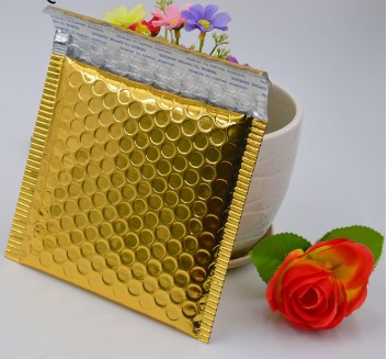 Bubble Envelopes Bags Mailers Padded Shipping Envelope With Bubble Mailing Bag Business Supplies 50pcs per lot 15*13cm