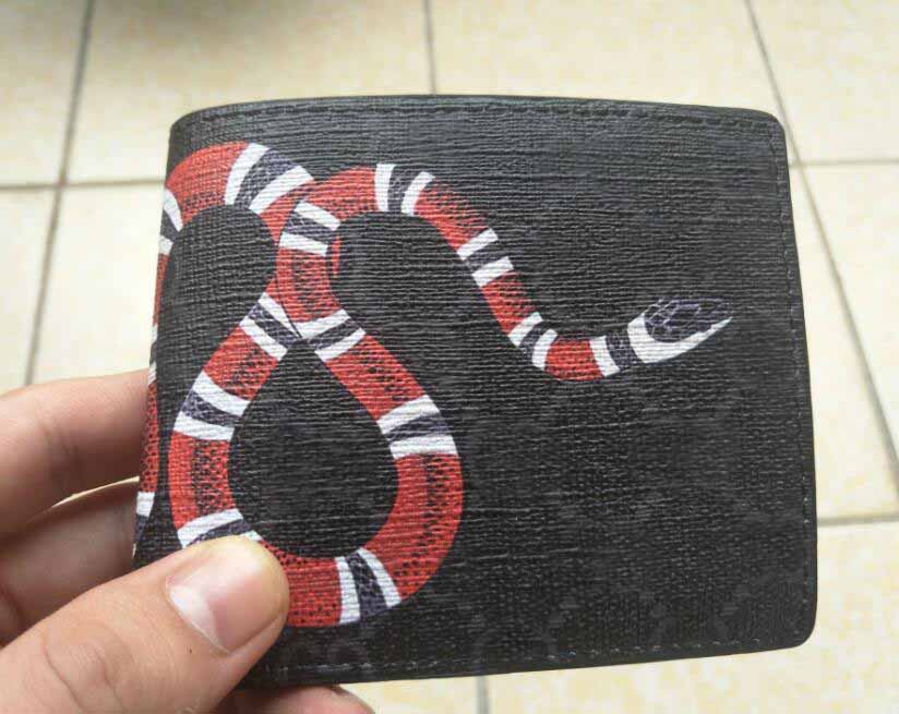 2020 Bset quality fashion brown bag Purse Clutch Bag Classic printing animal patterm Short Wallet Men Women snake Coin Purses make up bag, Red;black
2020 Bset quality fashion brown bag Purse Clutch Bag Classic printing animal patterm Short Wallet Men Women snake Coin Purses make up bag, Red;black