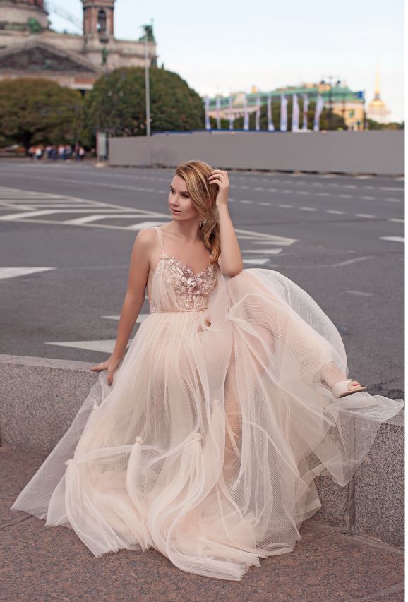 illusion beach wedding dresses tulle sexy spaghetti ruffles 3d flower applqiues a line bidal gowns backless wedding dress