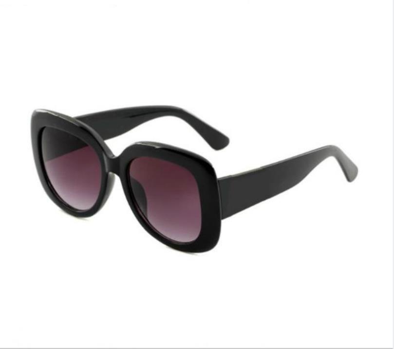 2020 High quality New fashion vintage sunglasses women Brand designer womens sunglasses ladies sun glasses with cases and box, White;black
2020 High quality New fashion vintage sunglasses women Brand designer womens sunglasses ladies sun glasses with cases and box, White;black