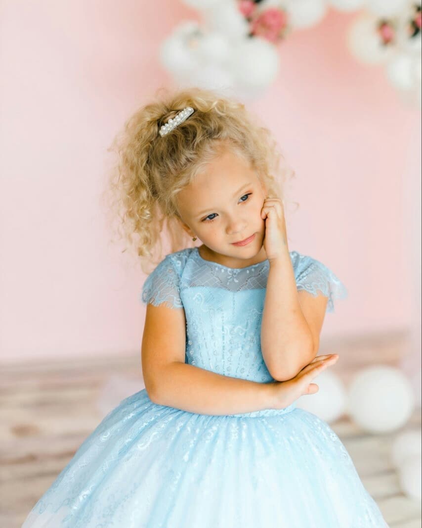 Lace Beaded Cheap Flower Girl Dresses Crew Ball Gown Little Girl Wedding Dresses Cheap Communion Pageant Dresses Gowns F221