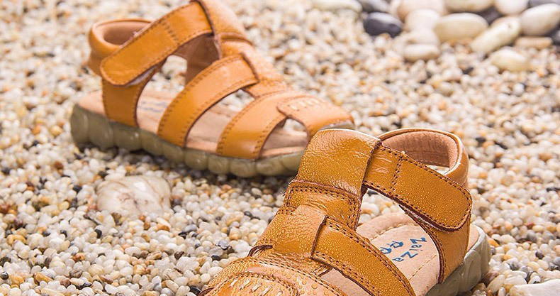 Promotion Children's Shoes Cow Leather Casual Shoes Sandals For Children Comfortable Summer Man Middle Hole