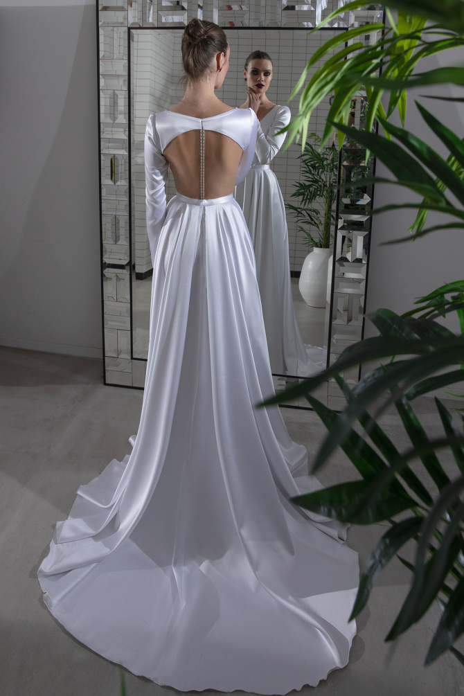 2019 Shiny Boho Wedding Dresses Long Sleeves Deep V Neck Taffeta A Line Bohemian Wedding Dress Backless Custom Made Cheap Bridal Gowns