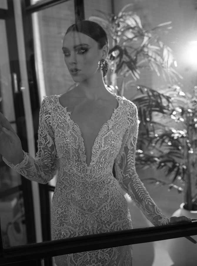 2019 Julie Vino Mermaid Wedding Dresses Deep V Neck Lace Appliques Floor Length Beach Wedding Dress Custom Made Bridal Vestidos De Novia