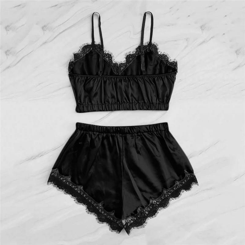 Black Bra Set Women' Sleepwear Sleeveless Strap Lace Trim Satin Cami Tops Pajama Sets Bras Women Brief Sets
Black Bra Set Women' Sleepwear Sleeveless Strap Lace Trim Satin Cami Tops Pajama Sets Bras Women Brief Sets