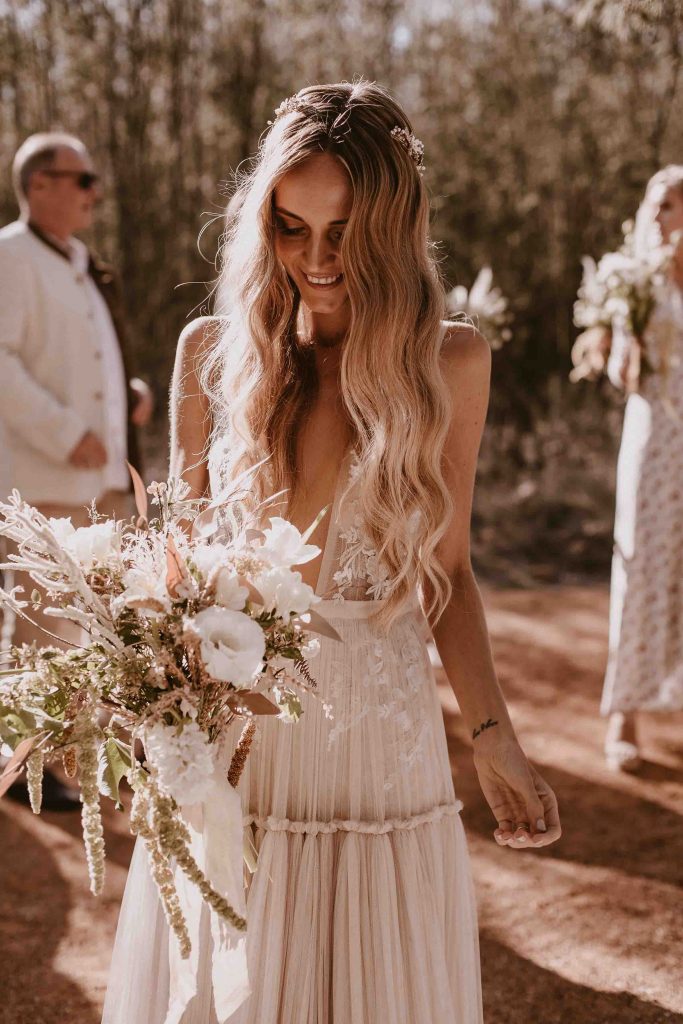 Fabulous Lace Boho Backless Wedding Dresses A Line Deep V Neck Beach Bridal Gowns Tulle Floor Length Bohemian vestido de novia