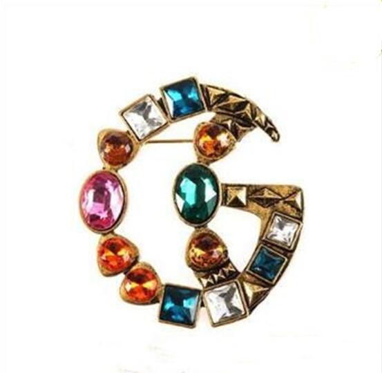 

2019Wholesale Letters Brooches Retro Colorful Crystal Corsage Geometry Cubic Gemstone Brooch Pin Lapel Pins For Women Suit Accessories