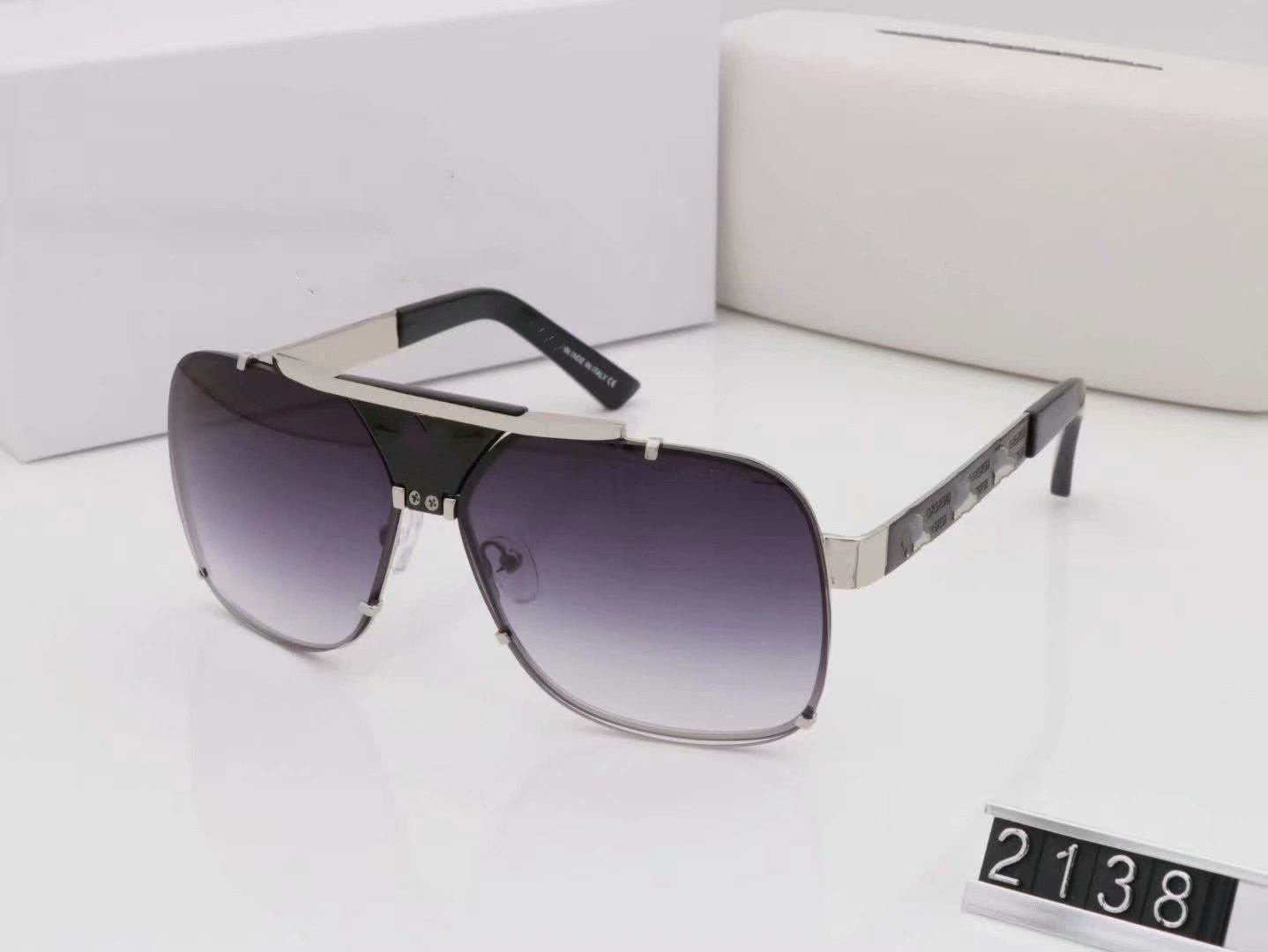 Luxury- High Quality Classic Pilot Sunglasses Designer Brand Mens Womens Sun Glasses Eyewear Gold BLACK BROWN Glass Lenses, White;black
Luxury- High Quality Classic Pilot Sunglasses Designer Brand Mens Womens Sun Glasses Eyewear Gold BLACK BROWN Glass Lenses, White;black