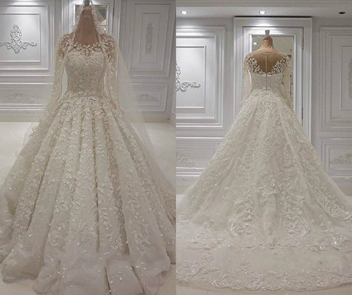 2019 Luxury Wedding Dresses Jewel Neck Lace 3D Floral Appliqued Bead Long Sleeve Bridal Gowns Sweep Train Custom Church Wedding Dress