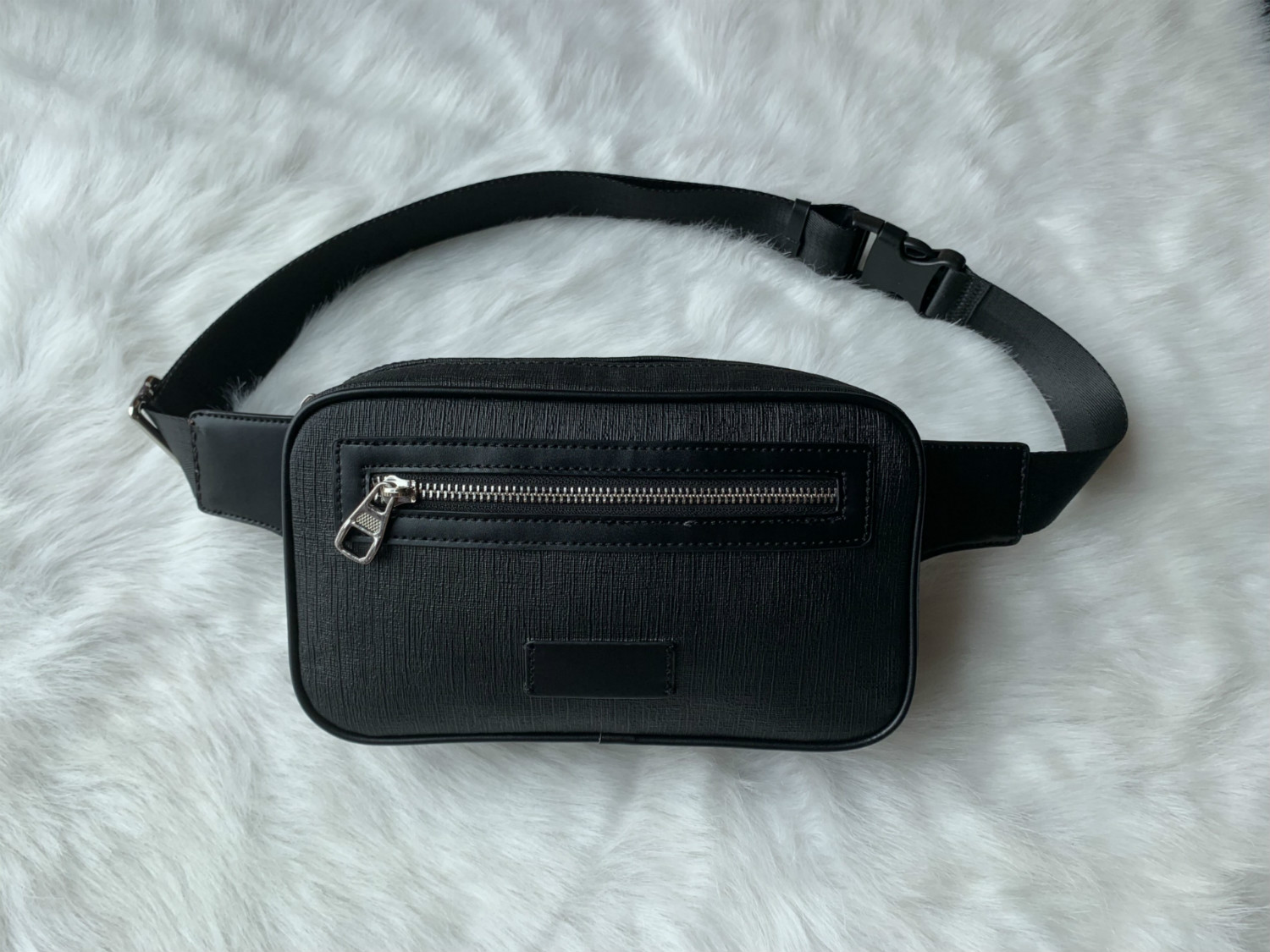 Find Similar Men leather bags Unisex Men Women leather Sport Runner Fanny Pack Belly Waist Bum Bag Fitness Running Belt Jogging Pouch Back
Find Similar Men leather bags Unisex Men Women leather Sport Runner Fanny Pack Belly Waist Bum Bag Fitness Running Belt Jogging Pouch Back