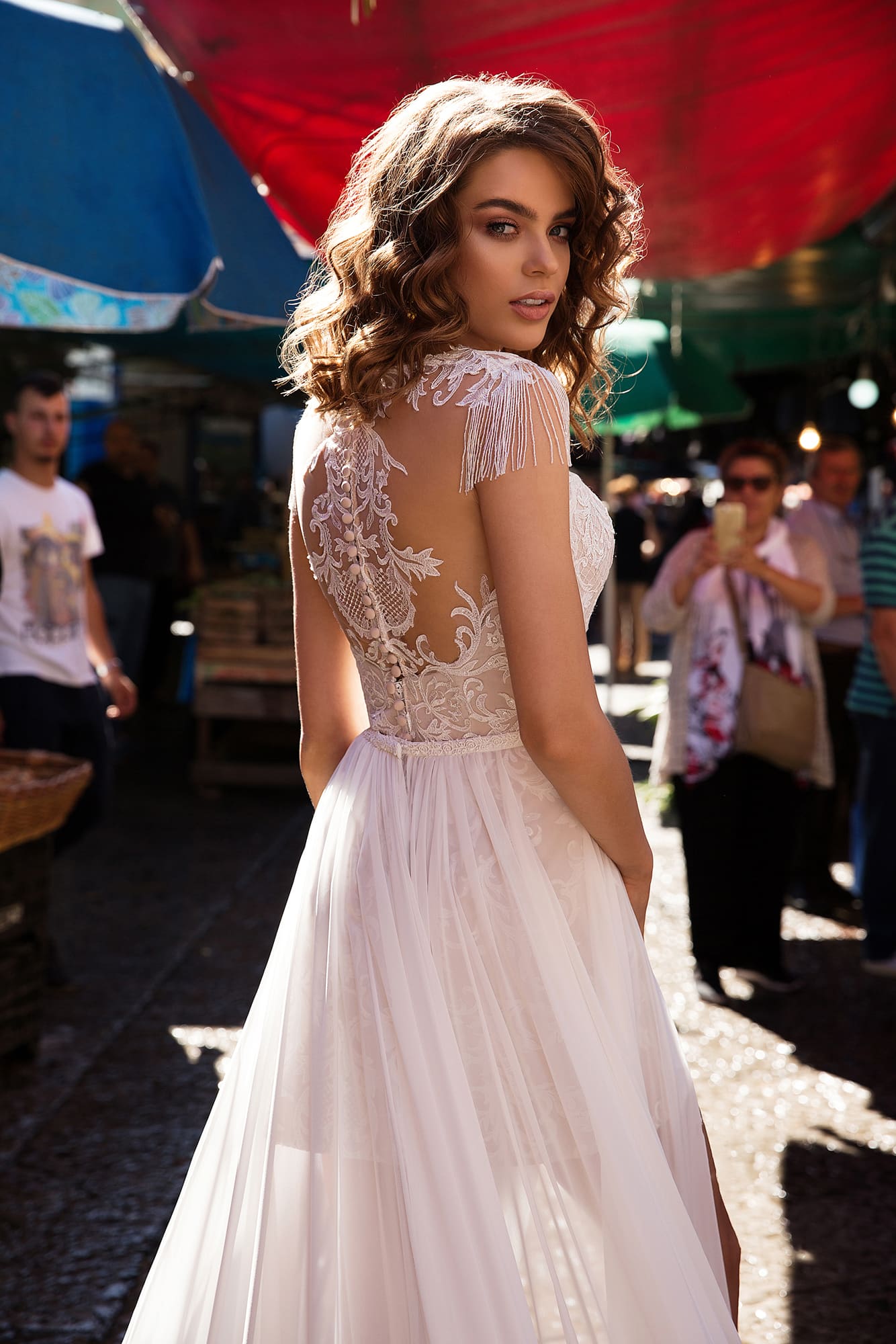 Lussanobridal Beach Wedding Dresses With Chiffon Overskirts Jewel Neck Tassels Lace Bridal Gowns Mini Skirt Boho Plus Size Wedding Dress
