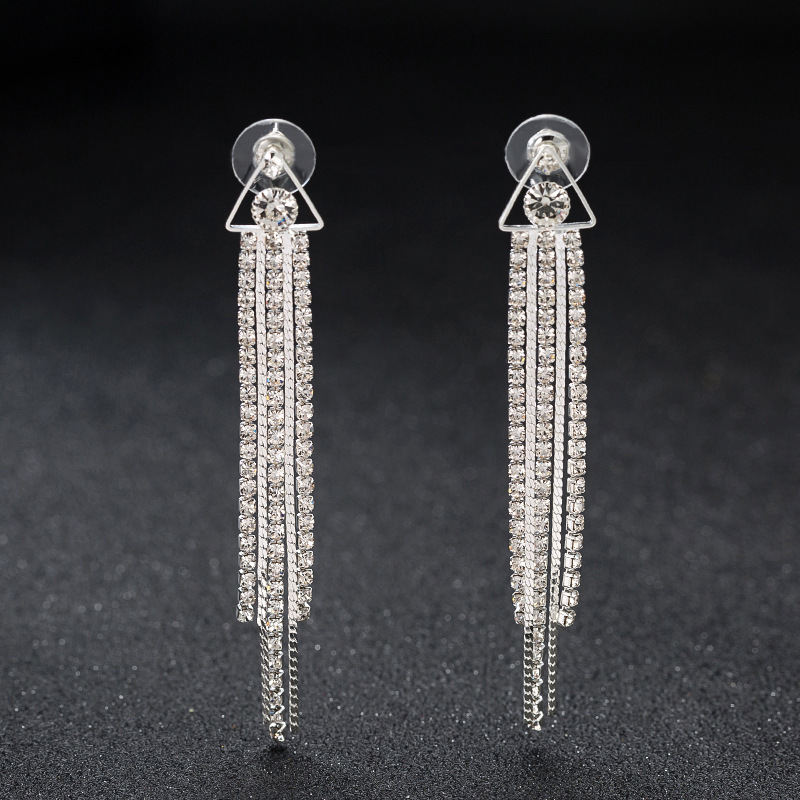 Personality Metal Tassels Long Fund Earrings Concise Superior Quality Earring Product Woman
Personality Metal Tassels Long Fund Earrings Concise Superior Quality Earring Product Woman