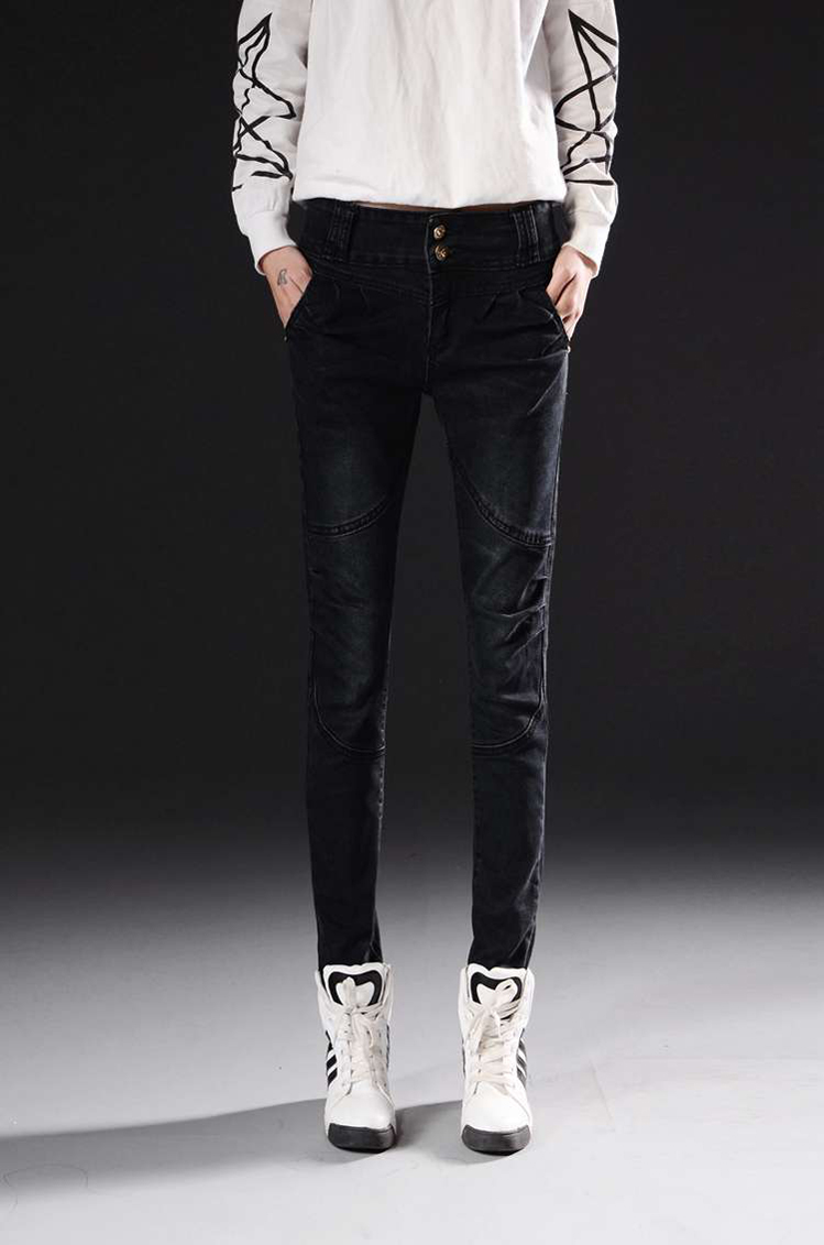 Black Harlan Jeans Female Han Edition Cultivate One'S Morality Show Thin Leg Pants 
Black Harlan Jeans Female Han Edition Cultivate One'S Morality Show Thin Leg Pants