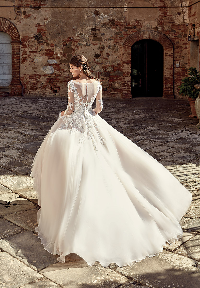 2019 Eddy K Boho Wedding Dresses Jewel Neck A Line Illusion Lace Appliqued Beach Wedding Dress Floor Length Long Sleeve Vestidos De Novia