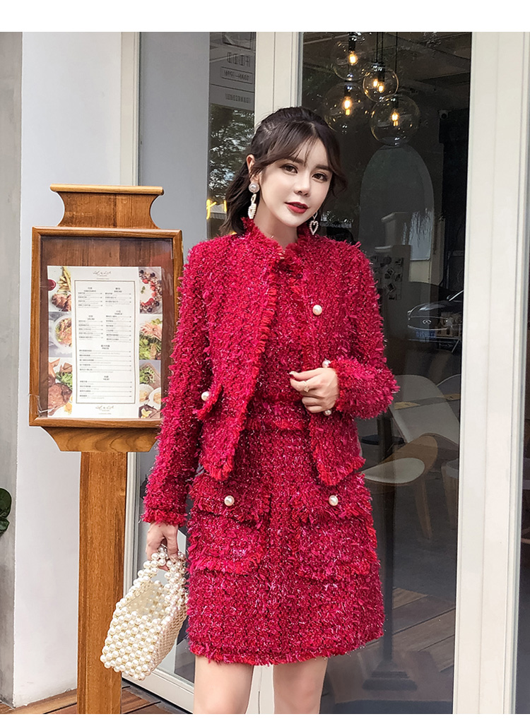 2021 Autumn New High Quality Women Red Tweed Sheath Dress 2 Piece Set Winter Jacket Coat + Autumn Bodycon Mini Vest Dress Suits, Same as picture
2021 Autumn New High Quality Women Red Tweed Sheath Dress 2 Piece Set Winter Jacket Coat + Autumn Bodycon Mini Vest Dress Suits, Same as picture