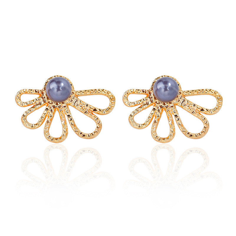 New Geometric Stud Earrings For Women Wedding Party Gifts Imitate Pearl Flower Earring Statement Jewelry Silver /gold color
New Geometric Stud Earrings For Women Wedding Party Gifts Imitate Pearl Flower Earring Statement Jewelry Silver /gold color